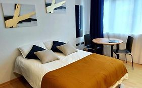 Apartments Holidays2Malaga City Center